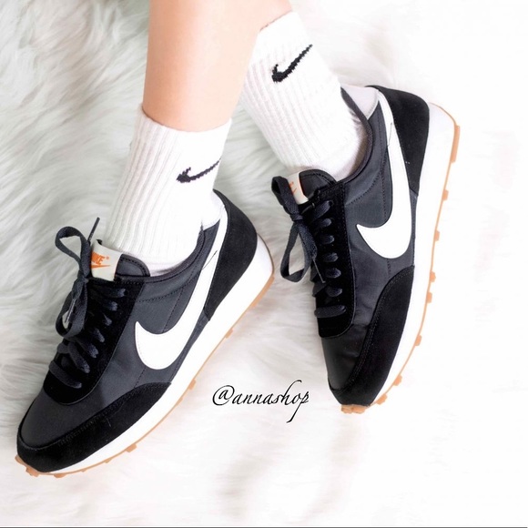 NEW Nike daybreak black suede shoes - Picture 3 of 8